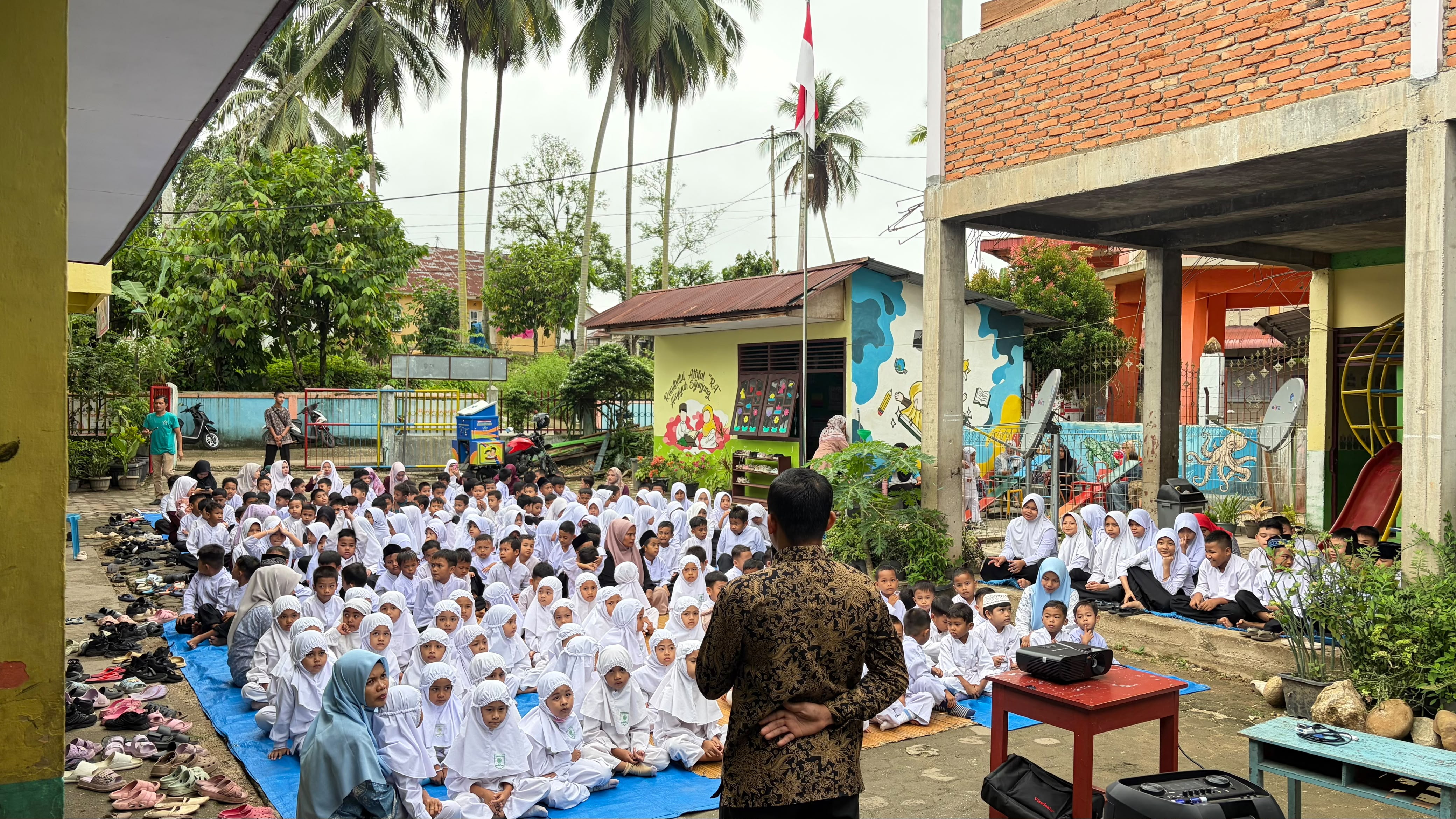 Literacy Tour PD IPM Sijunjung Hadirkan Keseruan Membaca untuk Siswa RA Aisyiyah dan MI Muhammadiyah